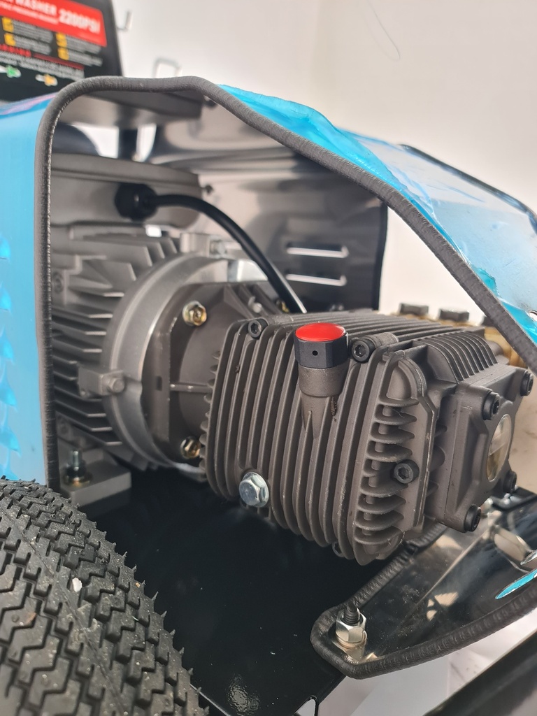 Hidrolavadora 2200 PSI Motor Electrico 5 HP Olary